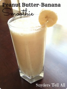 Peanut Butter Banana Protein Smoothie (313 calories)