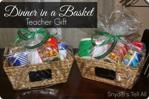 Teacher (or anyone) Gift and How to Dress Up a Gift Card